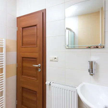 Lipka Pavčina Lehota